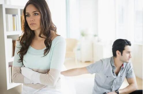 为何疫情之下的婚姻如此脆弱？